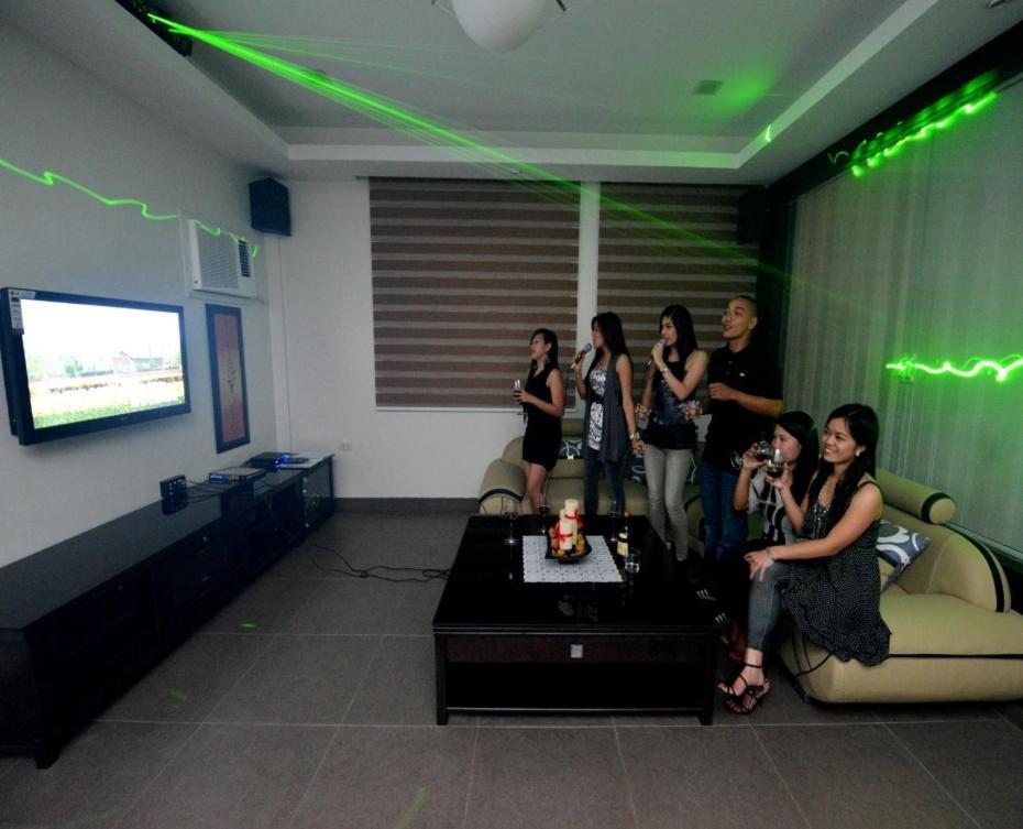 Hollywood Drive-In Hotel Baguio City Oda fotoğraf