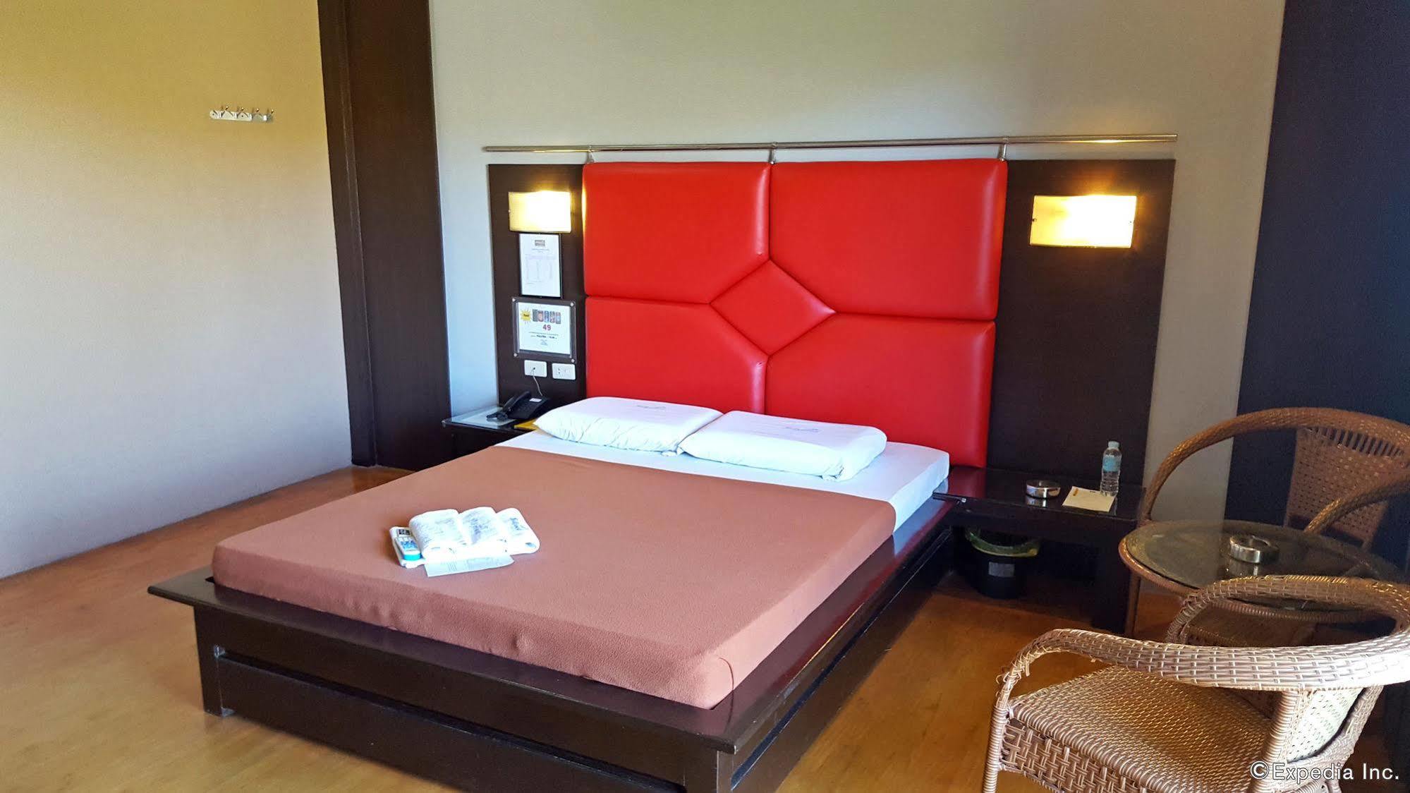 Hollywood Drive-In Hotel Baguio City Dış mekan fotoğraf